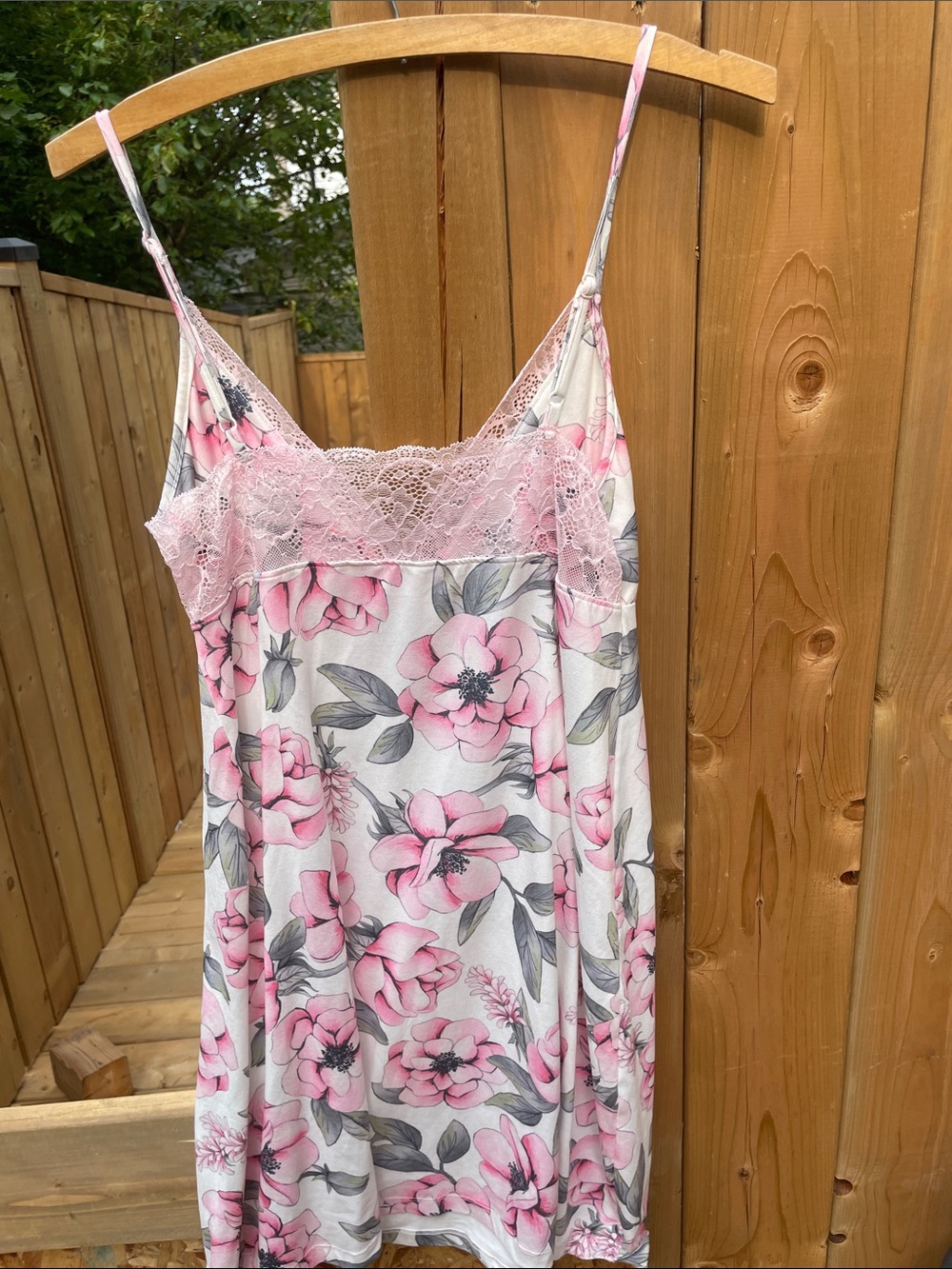La Vie En Rose Pink and Gray Floral Lace-Trim Chemise - Picture 3 of 6